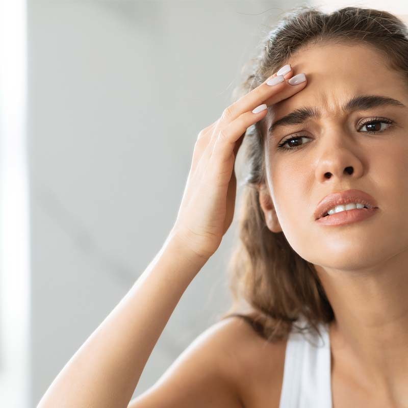 Unterschiedliche Behandlungen im MVZ Hansaklinik in Dortmund können Falten effektiv glätten.